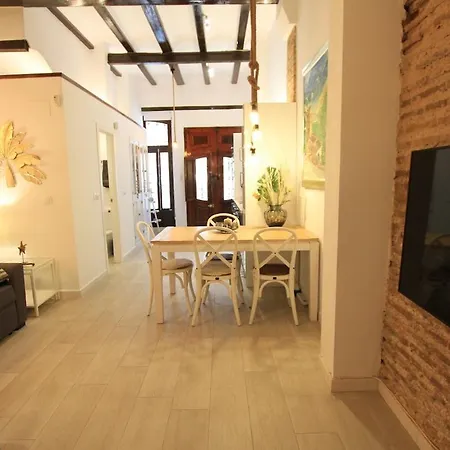 Modernist House In Cabanyal * Valencia