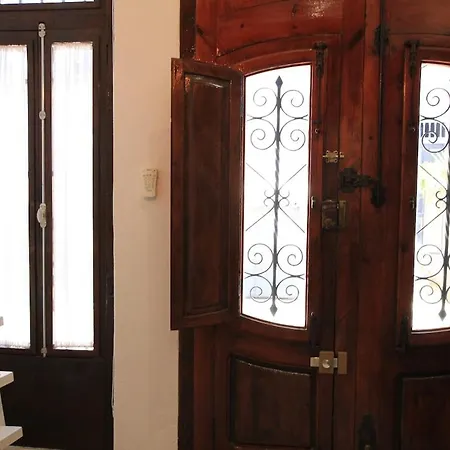 Modernist House In Cabanyal דירה ולנסיה